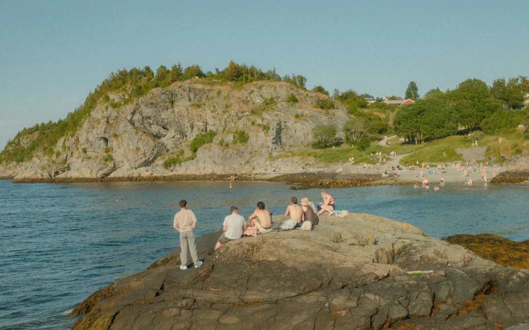 Vill du prata med någon i sommar? Vi finns här, anonymt och gratis